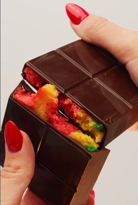 Limited Edition - Italian Rainbow Cookie Dubai Chocolate - Pack of 2 large bars